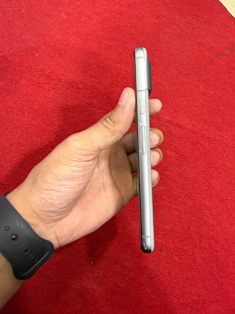 Google Pixel 8 3