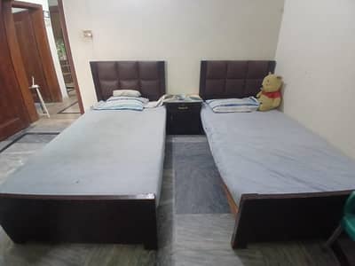 wooden single × 2 beds