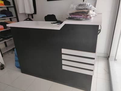 L shaped office receptionist counter table