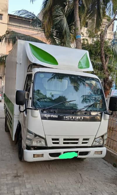 Isuzu nkr 2016