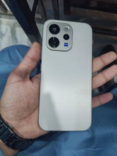 Vivo V70 1 month used