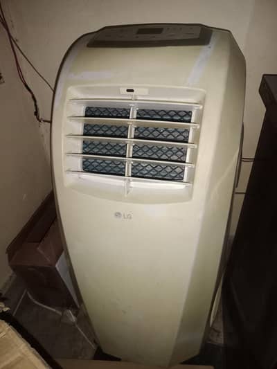 LG PORTABLE AC WITH TOUCH PANEL