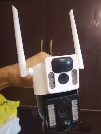 Dual lens SOLAR CCTV v380.4g PTA approved. PAN&ZOOM10X