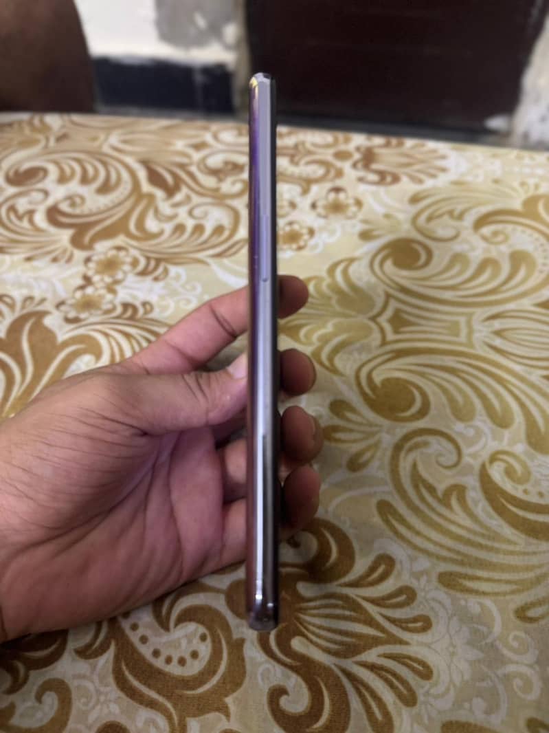 OnePlus 9 4