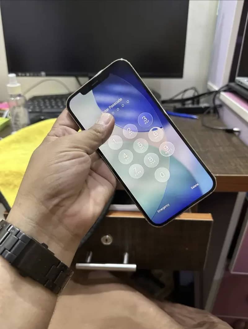 Iphone 12Pro max (Sim working) 1