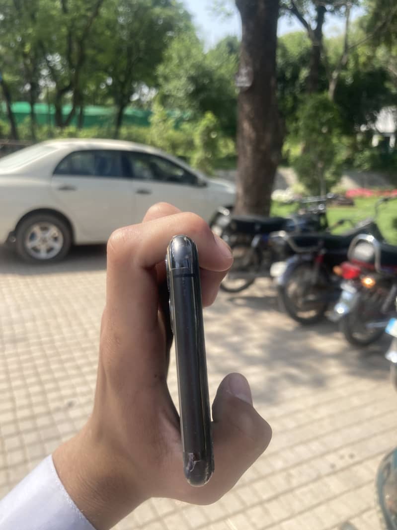 11 pro max 5