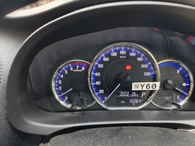 toyota yaris ativ  cvt 1.3