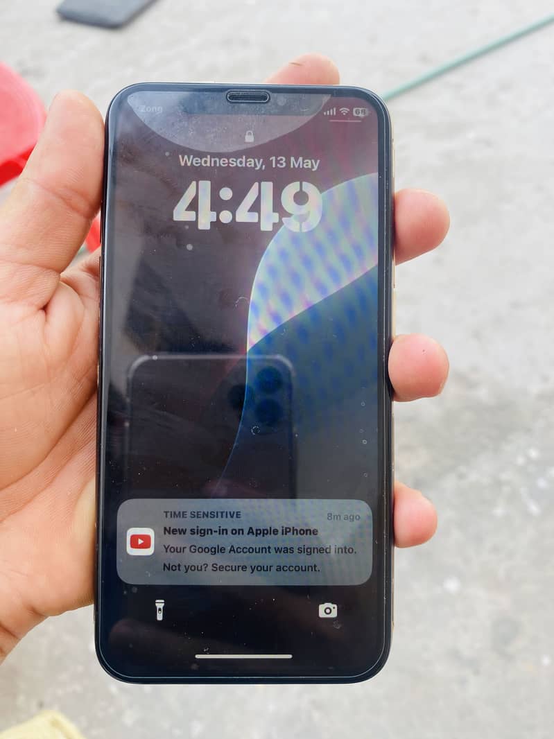 IPHONE XS 3