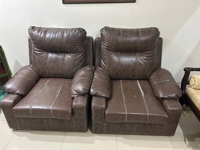 Luxurious Comfortable Sofa 2 Seater