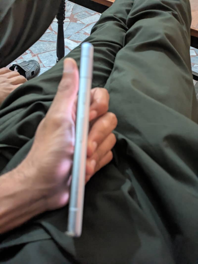 Google pixel 7a. 1