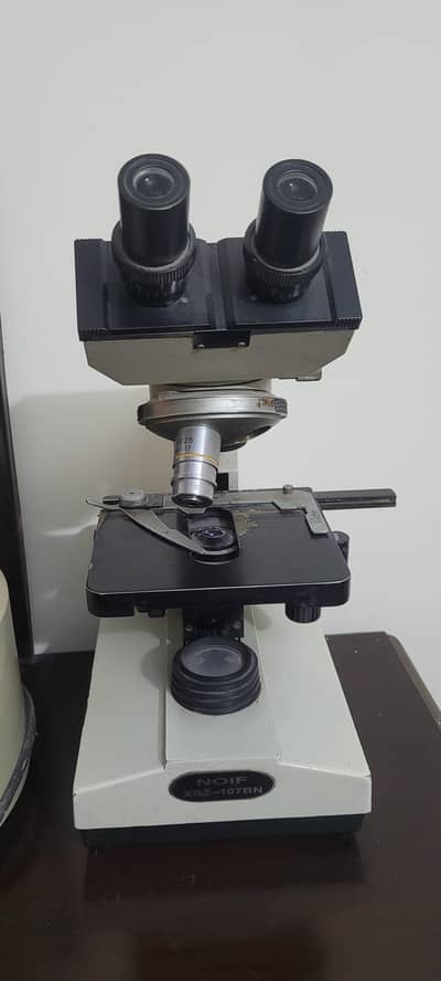 Noif microscope and simple 15 ml centrifuge