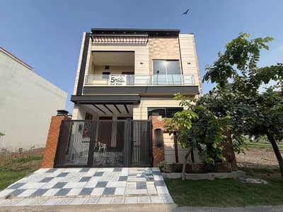A Well Designed Near to Park House Is Up For sale In An Ideal Location In Lahore