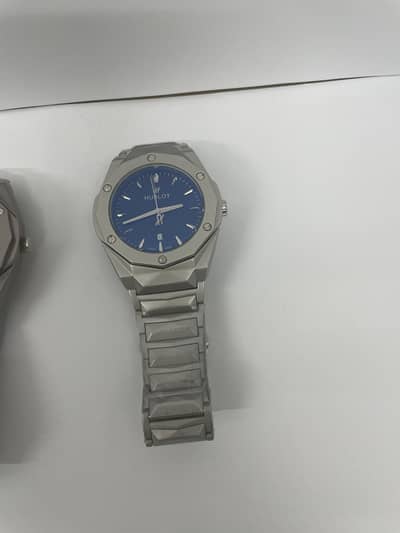 ALL WATCHES IN GOOD PRICE