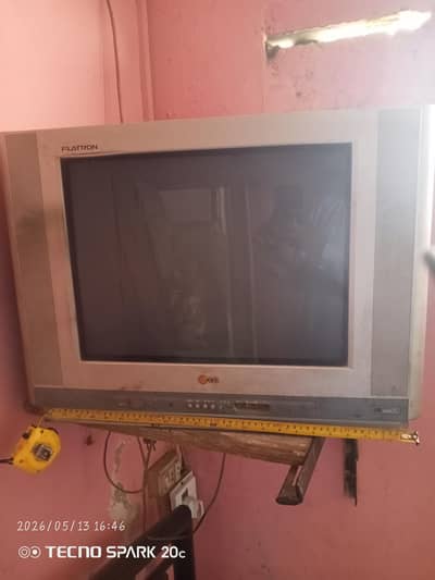 LG Flatron 21 Inch Color TV – Working Condition – Original Speakers