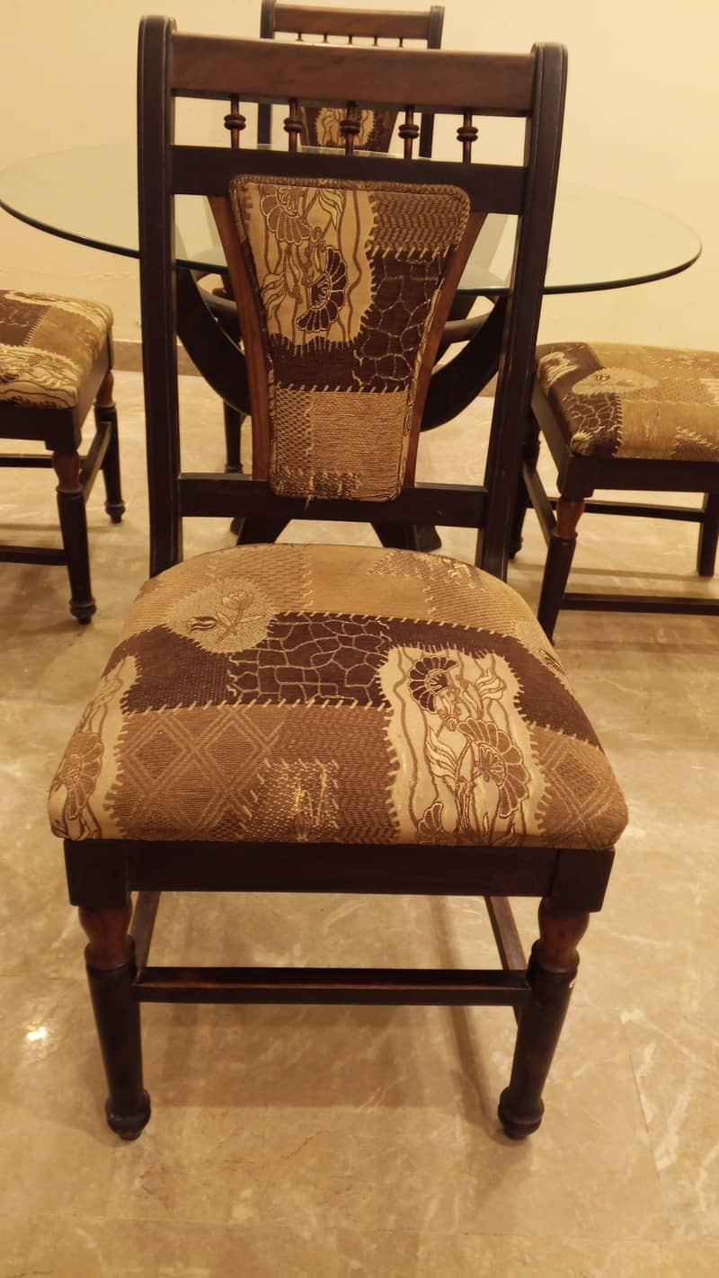 Dining Table with 4chairs 4