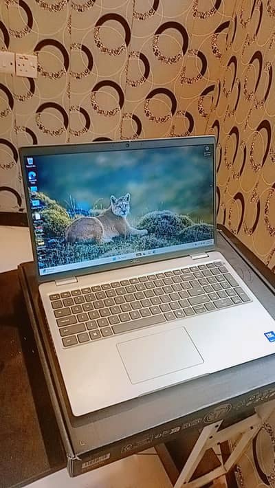 Dell Latitude 5550 Laptop