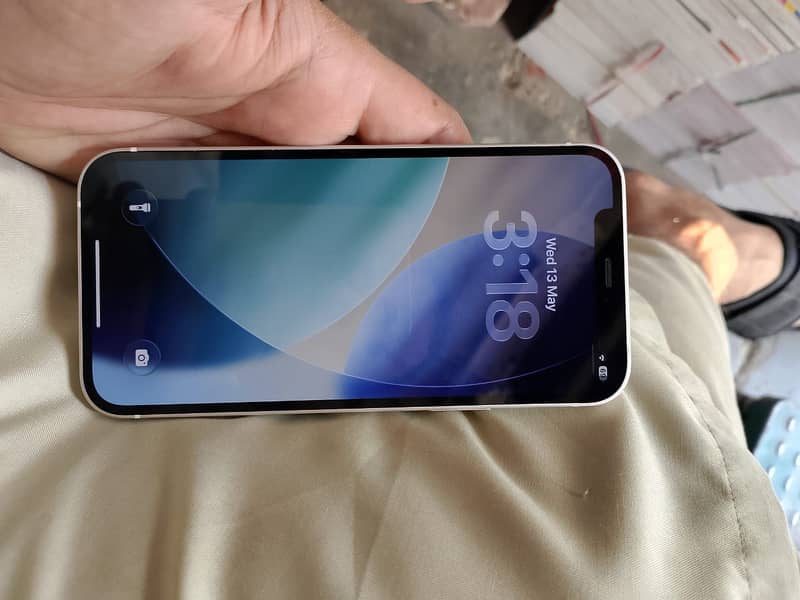 iPhone 12 2