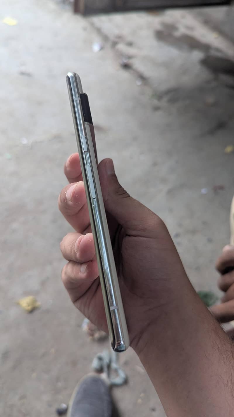 Google Pixel 6 Pro (read description) 4