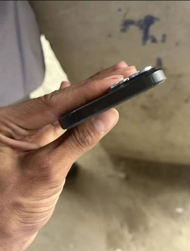Iphone 15 3