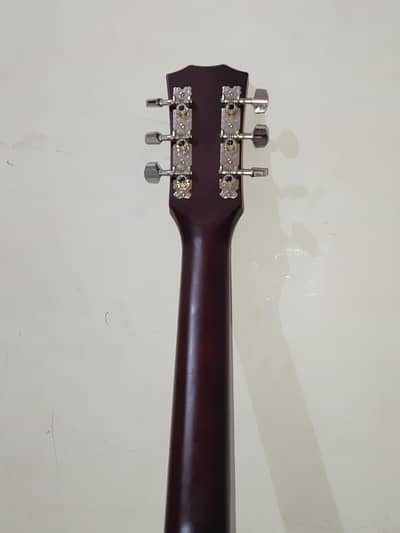 6 strings guitar
