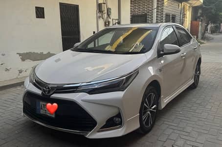 Toyota Corolla Altis Grande X CVT-i 1.8 Black Interior 2022