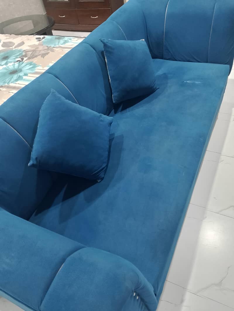 3 seater Sofa 2