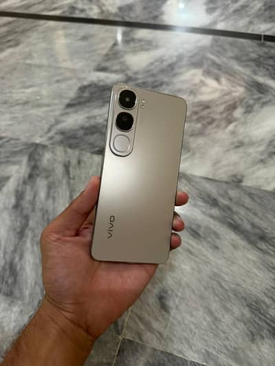Vivo Y 200 With Box And Charger