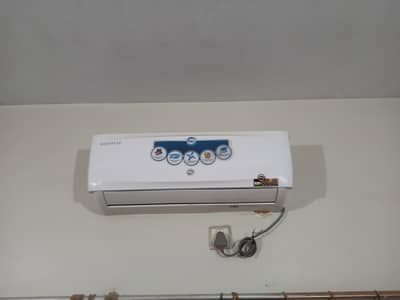 PEL 1 TON NON-INVERTER AC | GENUINE CONDITION