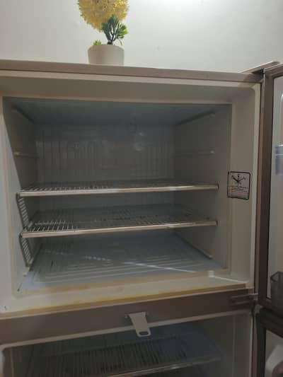 big size dawlance refrigerator