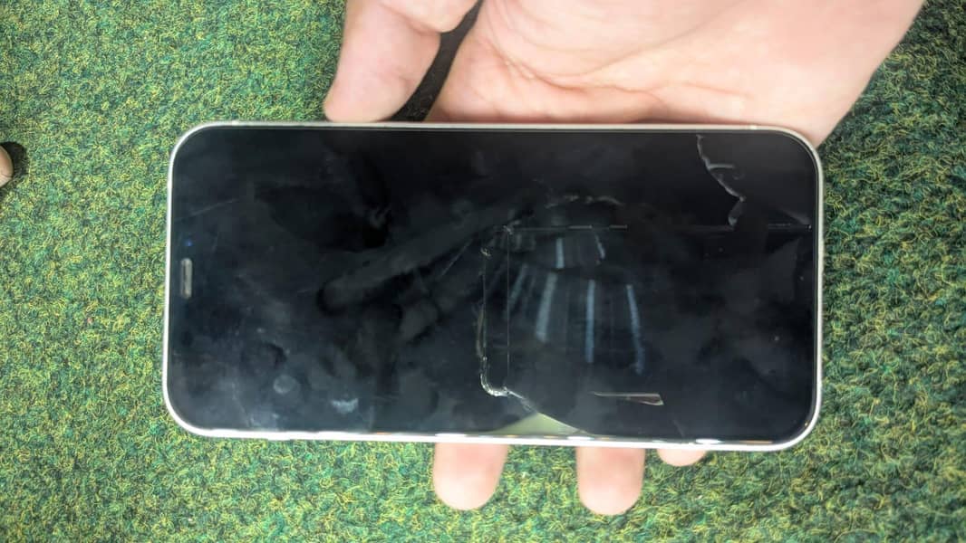 Iphone 12 1