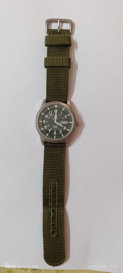 Seiko 5 SNK805 (Green military/ field style automatic watch)
