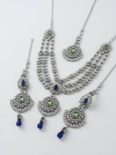 bridal jewelry in good condition