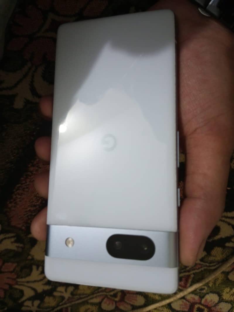 Google pixel 7a 3