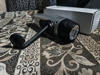 hand crank flashlight 