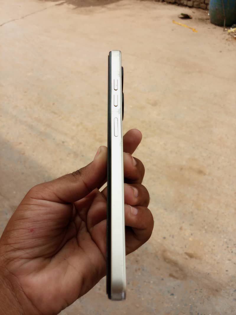 Tecno 5