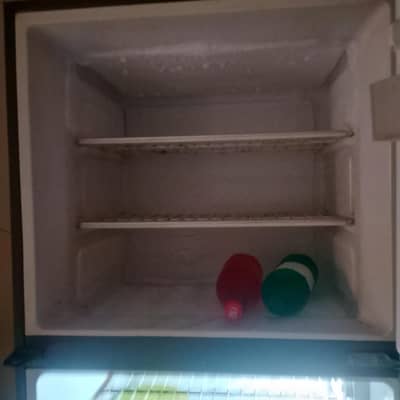 jis ko bhi refrigerator chaiya wo number par contact karay