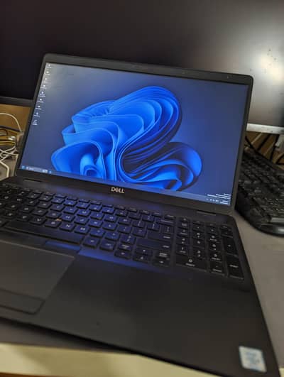 dell latitude i5-8365u 8gb 256gb