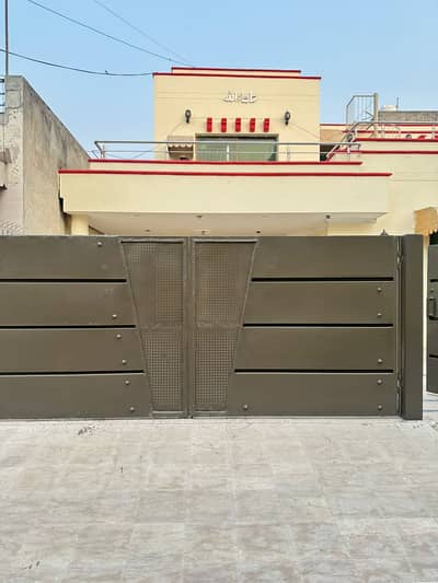 Silent office 15 Marla House for rent
