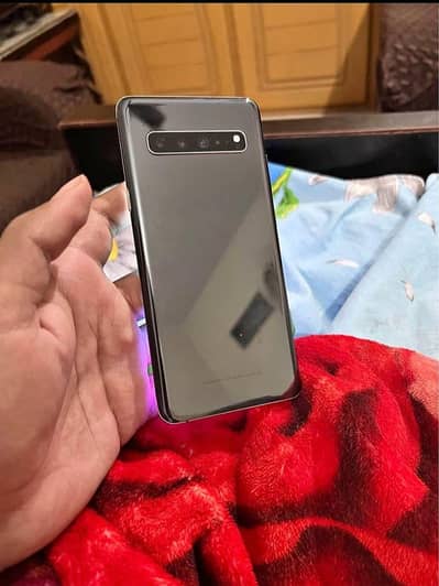 Samsung Galaxy S10 plus 12/256 GB 03238136155 My Whatsapp number