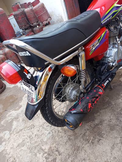 copy later sab okay . original bike location kamalia