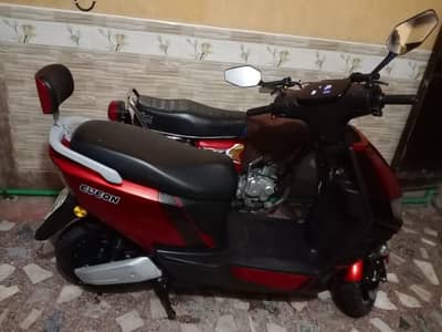 Eve scooty
