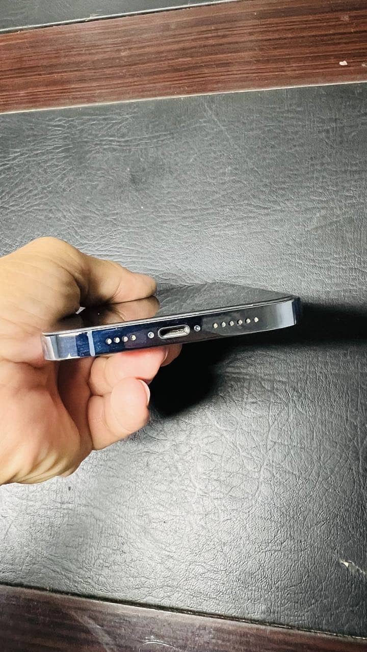 Iphone 13 pro max 5