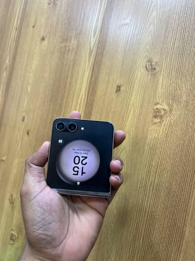 Samsung Z flip 5 Official pta approved 512 gb