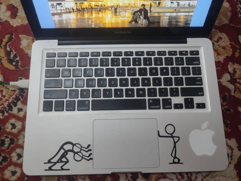 MacBook pro mid 2012 0