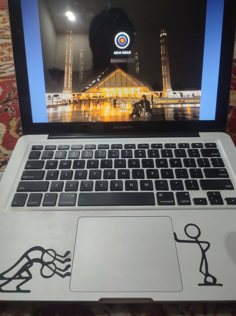 MacBook pro mid 2012 1
