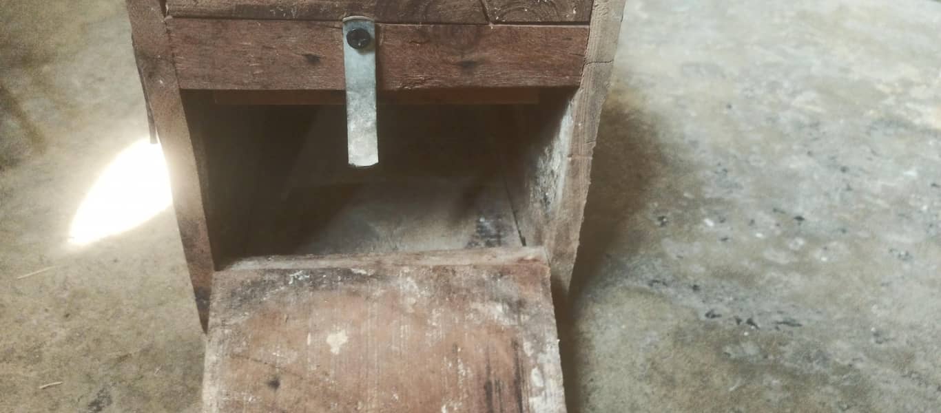 Nesting box 2