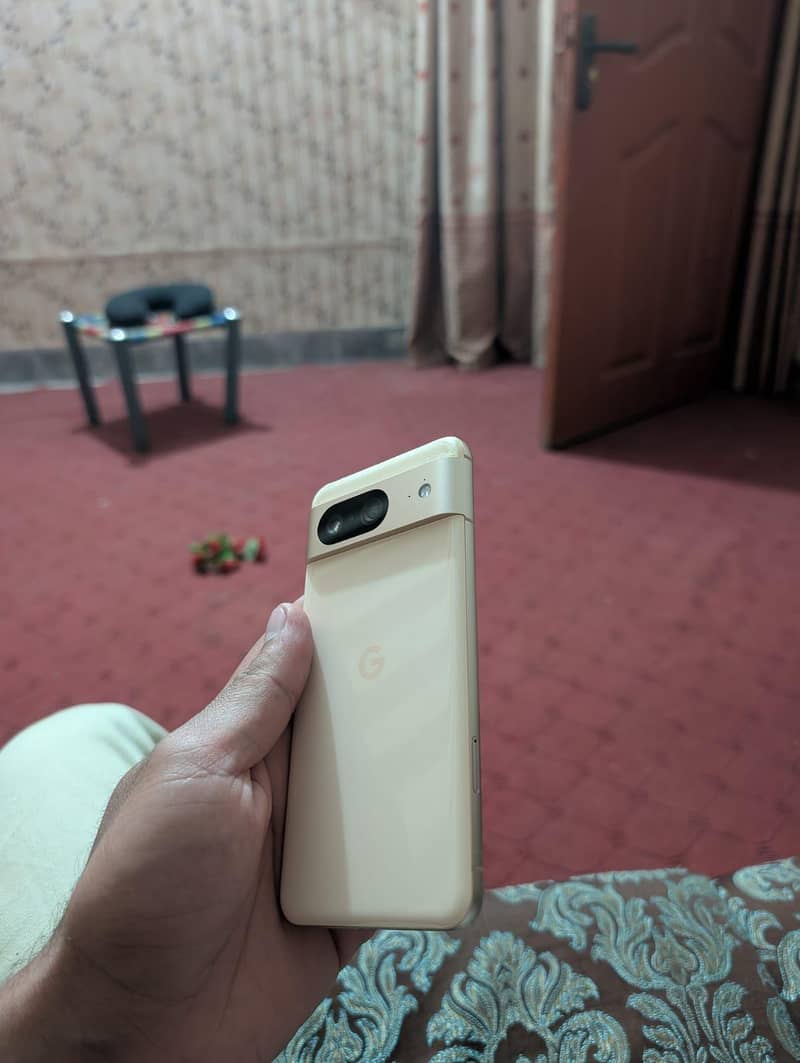 Google Pixel 8 1