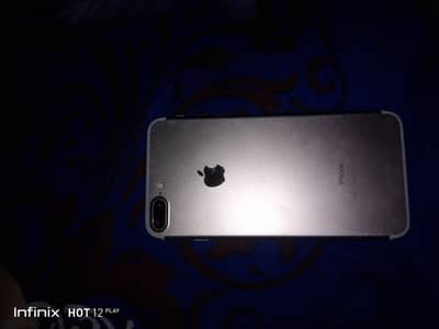 Apple iPhone 7 Plus 128gb battery health 100% urgent sell
