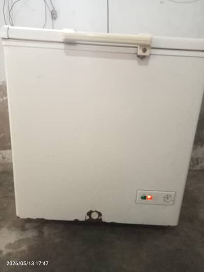 Heire chest freezers