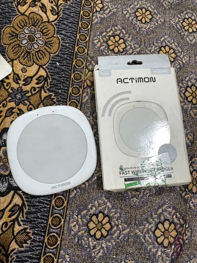 ACTIMONI Fast Wireless Charger